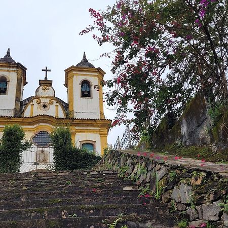 Apartamento Completo No Centro Historico オウロ・プレット エクステリア 写真