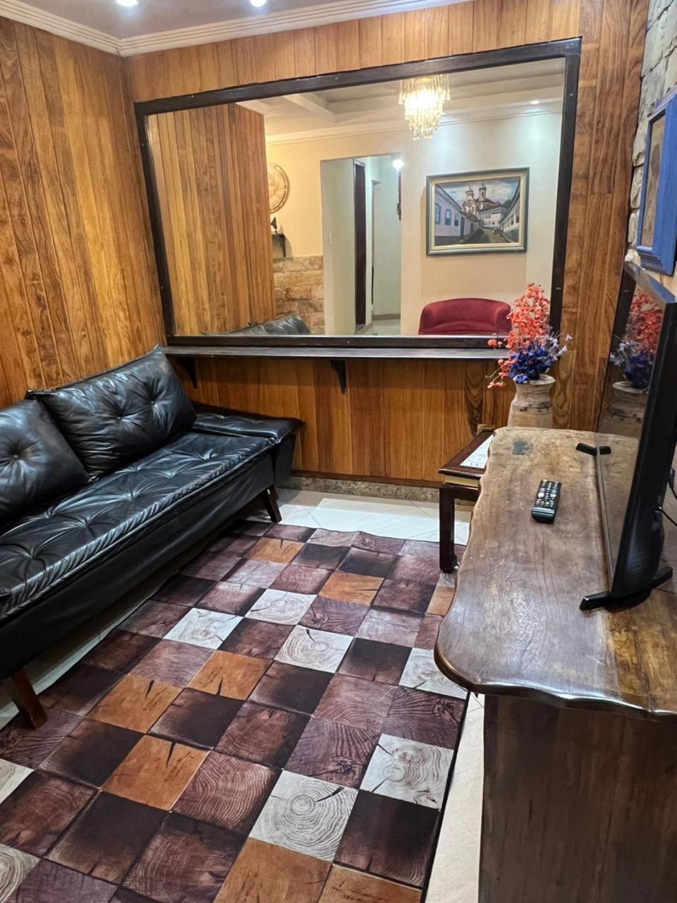 Apartamento Completo No Centro Historico オウロ・プレット エクステリア 写真