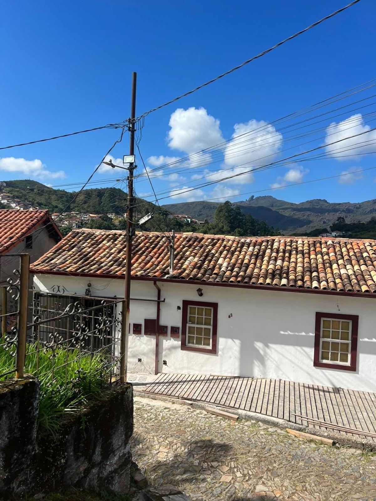 Apartamento Completo No Centro Historico オウロ・プレット エクステリア 写真